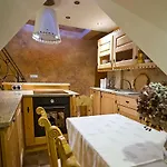 Apartamento Szymoszkowa